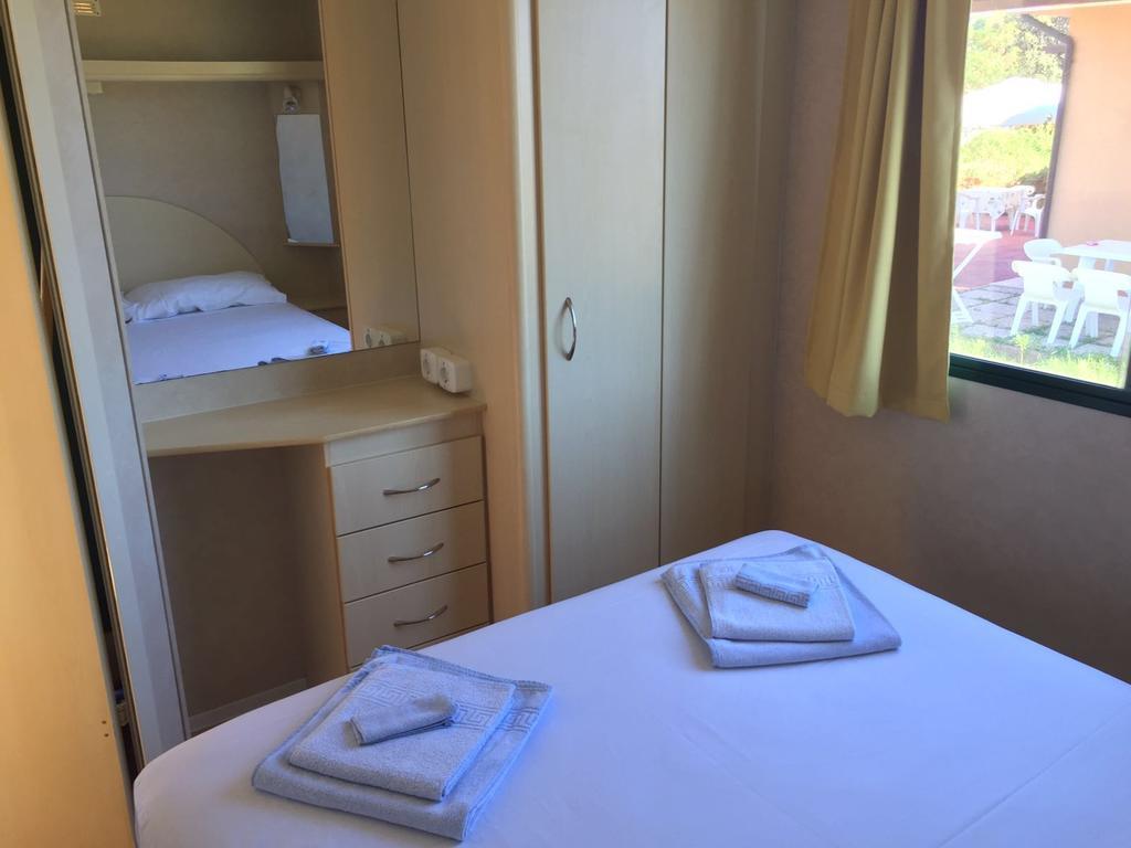 Camping Ermosa Позада Екстер'єр фото