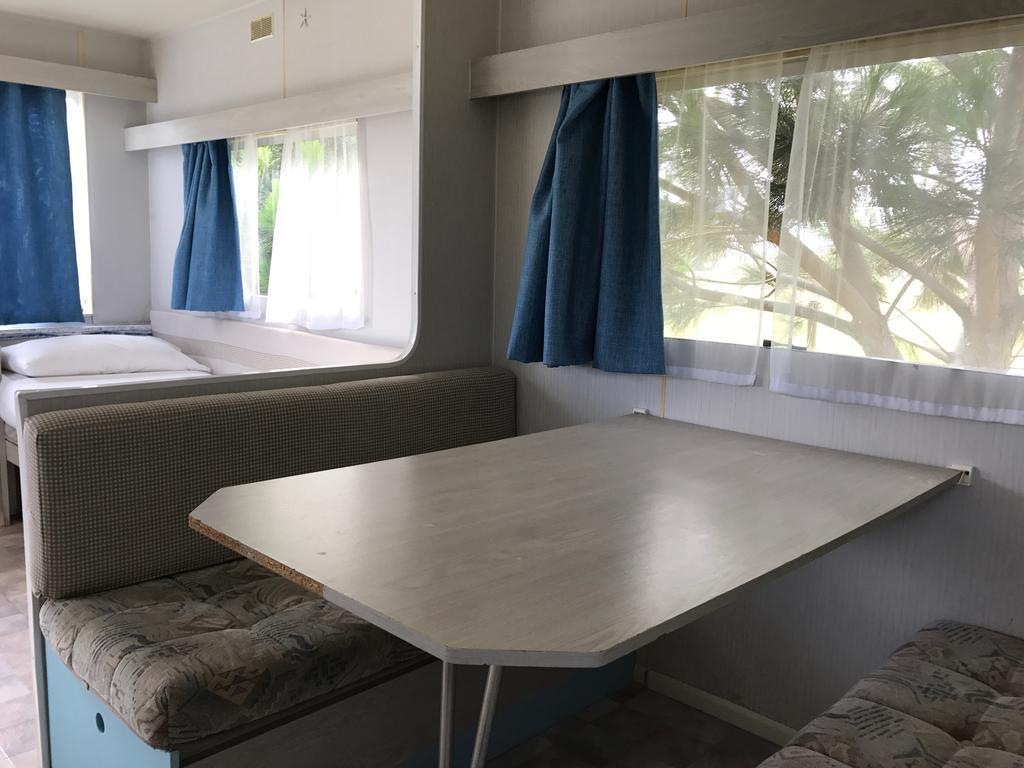 Camping Ermosa Позада Екстер'єр фото