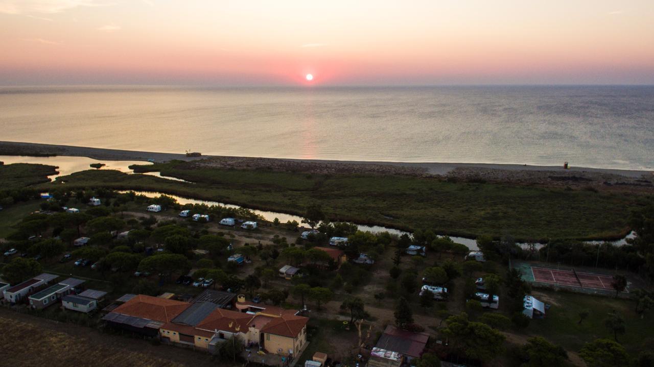 Camping Ermosa Позада Екстер'єр фото