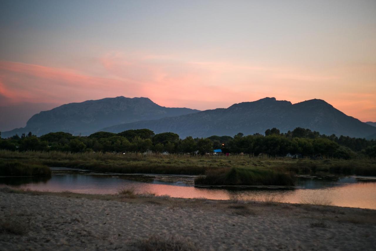 Camping Ermosa Позада Екстер'єр фото